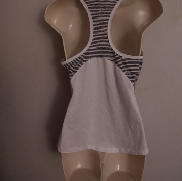 Tank top bundle - Picture 7 of 11